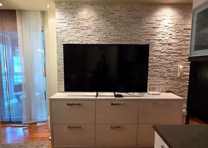 アパート Point ノヴィ・サド